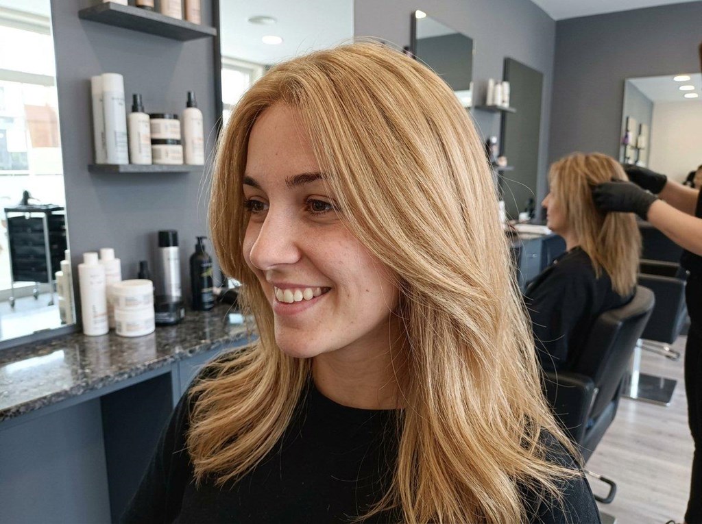 Foto 1 Prótesis capilares personalizadas para pérdida de cabello en A Coruña